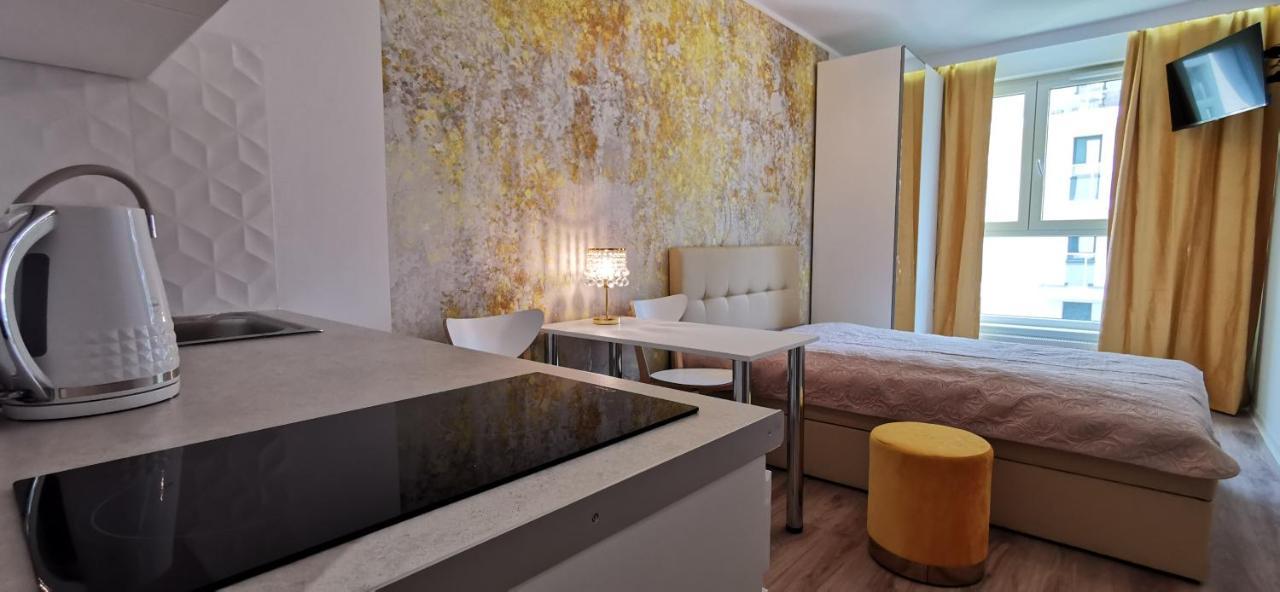 Wow Flou Przystan Letnica Apartamenty 700M Plaza กดัญสก์ ภายนอก รูปภาพ